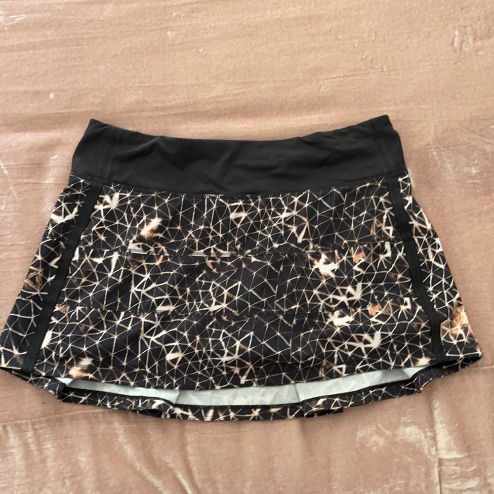 EUC Lululemon star crush pace rival skirt
